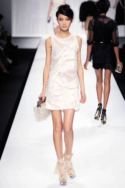 Look 33